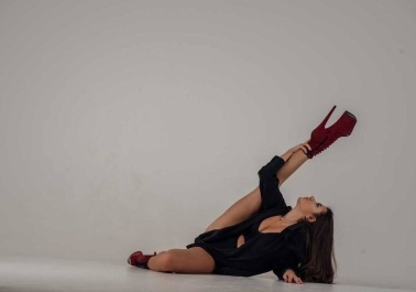 From Start to Finish: What to Expect During a Professional Photography Session Image