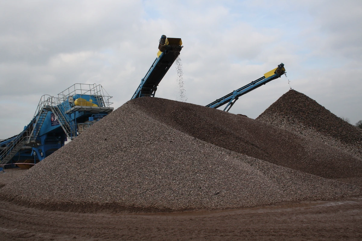 Streamlining Construction Supplies: Where to Buy Concrete 200, Sand-Gravel Mix, and Crushed Stone in the Moscow Region Image